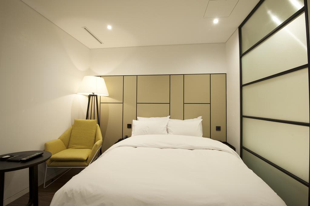 Hotel The Artist Yeoksam Сеул Екстериор снимка