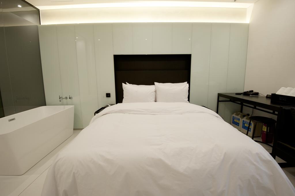 Hotel The Artist Yeoksam Сеул Екстериор снимка