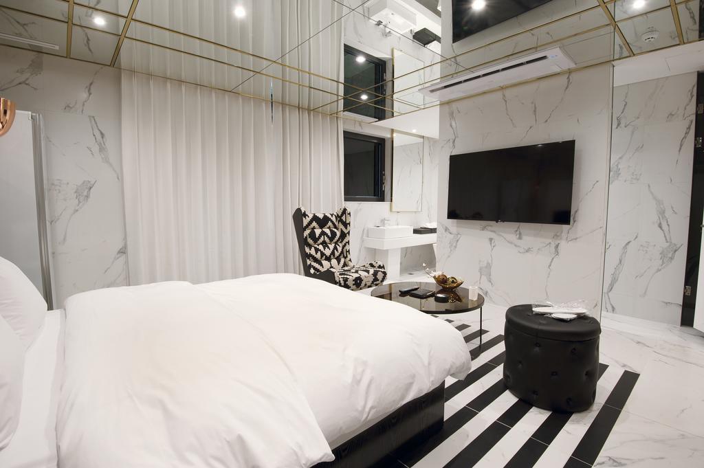 Hotel The Artist Yeoksam Сеул Екстериор снимка