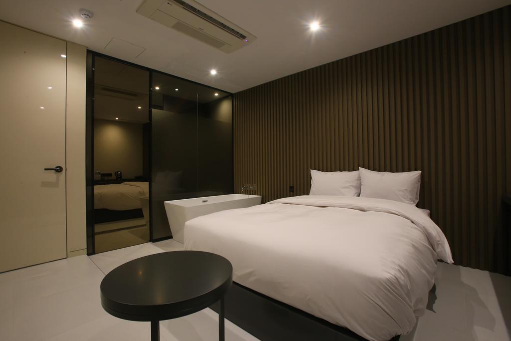 Hotel The Artist Yeoksam Сеул Екстериор снимка