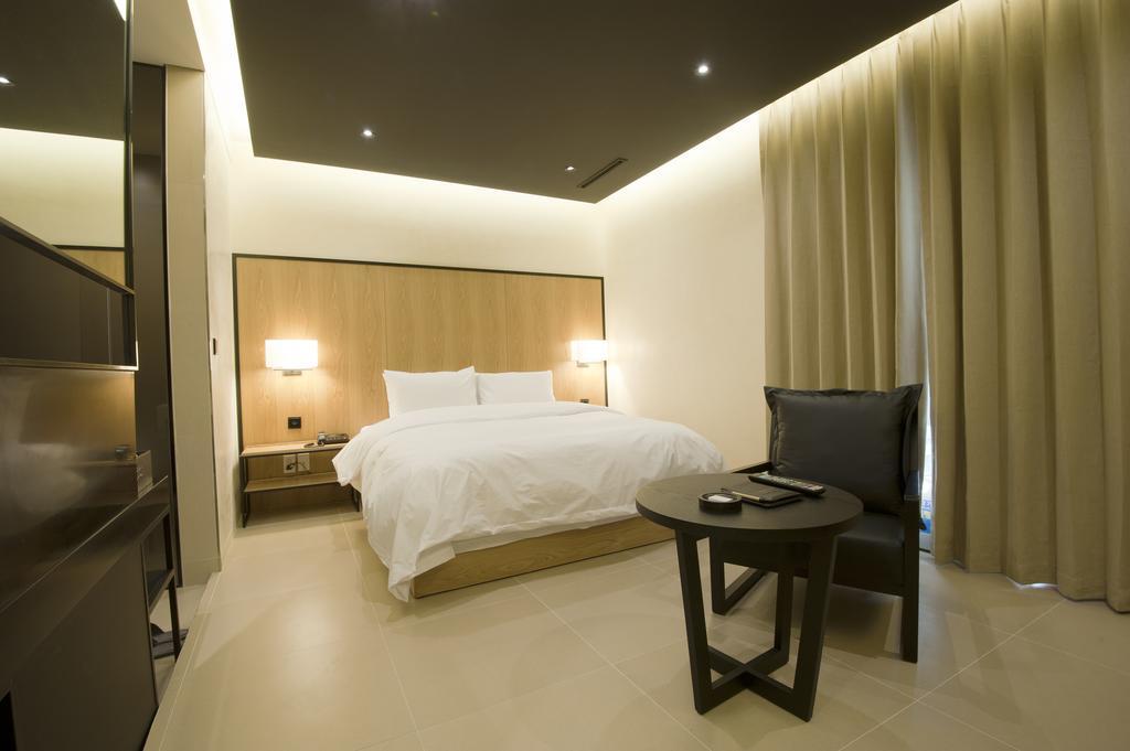 Hotel The Artist Yeoksam Сеул Екстериор снимка